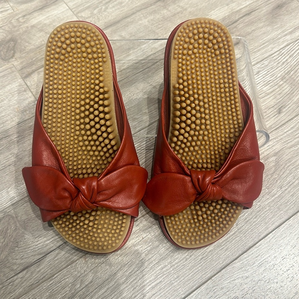 Gabriela Hearst size 36 sandal